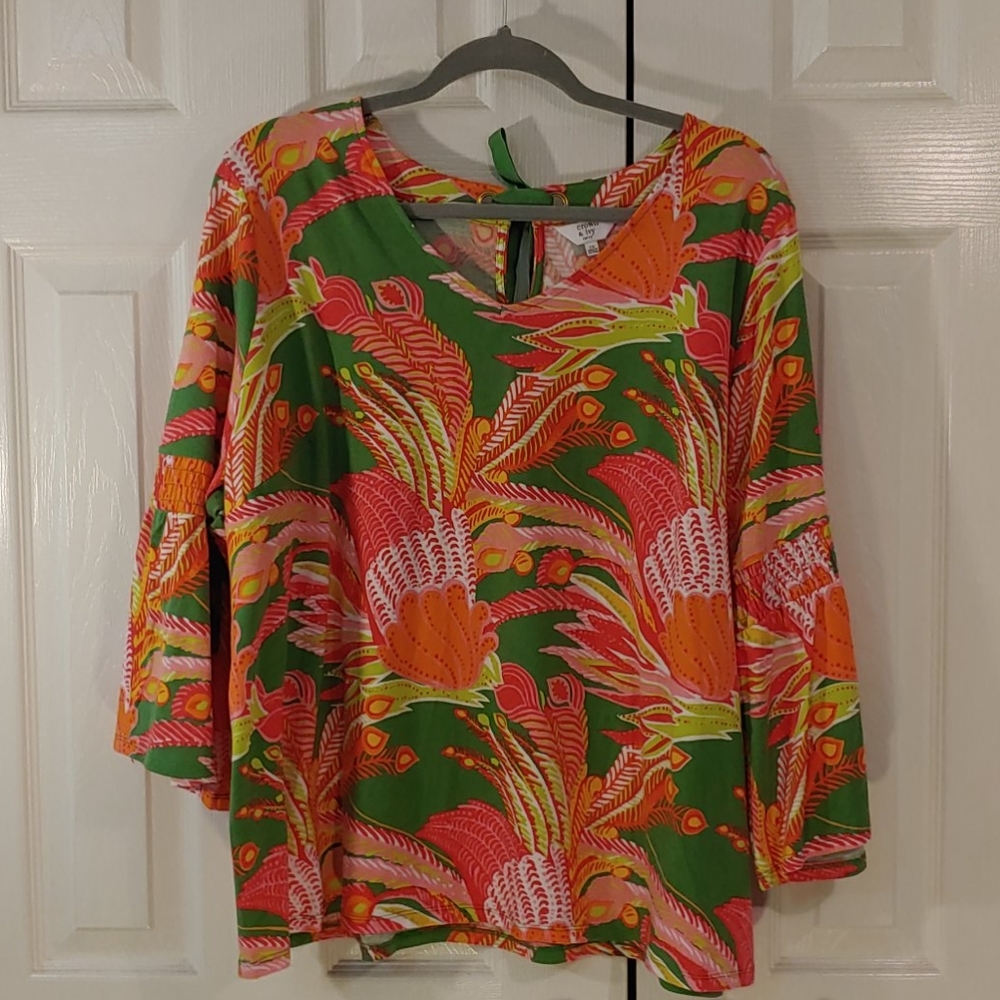 Crown and Ivy top